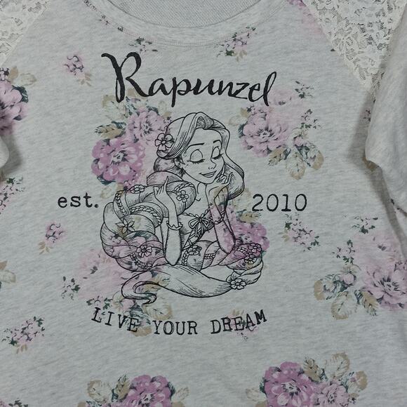 Disney Rapunzel Sweater Top Size 3X Graphic Floral Lace Shoulders Long Sleeve - Picture 2 of 6